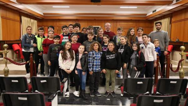 Córdoba.- El programa educativo 'Un día en tu Ayuntamiento' supera los 1.500 participantes tras su primer aniversario Córdoba.- El programa educativo 'Un día en tu Ayuntamiento' supera los 1.500 participantes tras su primer aniversario