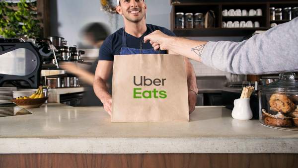 Uber aterriza en Asturias con su app de comida a domicilio Uber aterriza en Asturias con su app de comida a domicilio