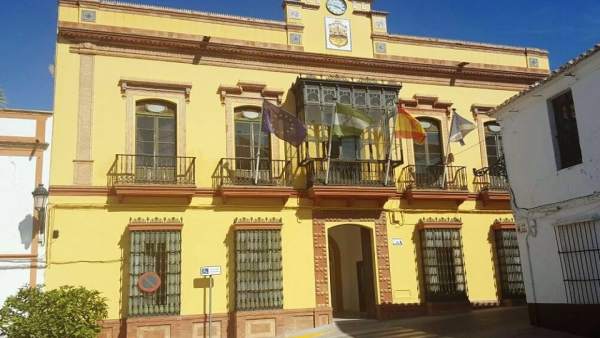 Sevilla.- El Ayuntamiento de Montellano prevé ahorrar 180.000 euros en intereses al acogerse al FEAR de Diputación Sevilla.- El Ayuntamiento de Montellano prevé ahorrar 180.000 euros en intereses al acogerse al FEAR de Diputación