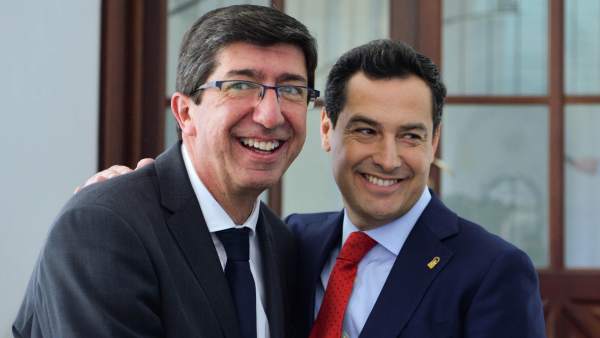 Juanma Moreno y Juan Marín en el balance de los 100 días Juanma Moreno y Juan Marín en el balance de los 100 días
