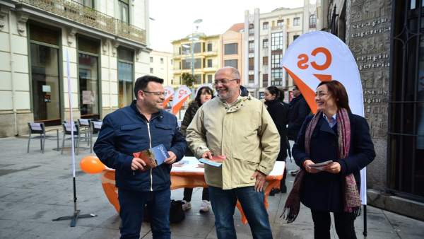 28A.- Igea Recalca Que España Necesita 'Un Gobierno De Verdad' Que 'Vuelva A Creer' En La Igualdad De Todos Ante La Ley 28A.- Igea Recalca Que España Necesita 'Un Gobierno De Verdad' Que 'Vuelva A Creer' En La Igualdad De Todos Ante La Ley