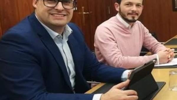 Ciudadanos renueva la lista al Parlamento, liderada por Baena, y en la que no repite ninguno de los actuales diputados Ciudadanos renueva la lista al Parlamento, liderada por Baena, y en la que no repite ninguno de los actuales diputados