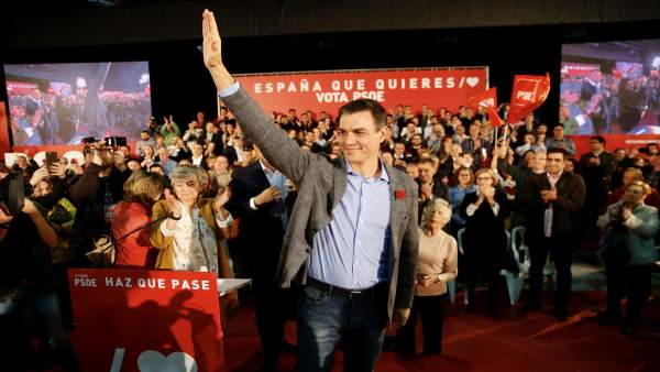 28A.- Sánchez Ofrece En Gijón Su Mitin Más Multitudinario Ante 3.500 Personas: 'Me Siento Orgulloso De Ser Español' 28A.- Sánchez Ofrece En Gijón Su Mitin Más Multitudinario Ante 3.500 Personas: 'Me Siento Orgulloso De Ser Español'