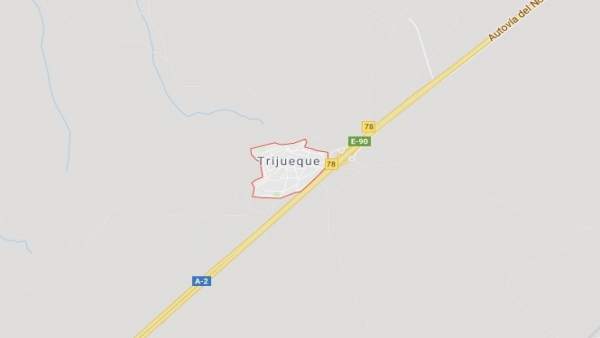 Sucesos.- Un hombre de 60 muere tras ser atropellado por un camión al intentar cruzar a pie la A-2 en Trijueque Sucesos.- Un hombre de 60 muere tras ser atropellado por un camión al intentar cruzar a pie la A-2 en Trijueque