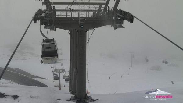 Granada.- Turismo.- Sierra Nevada cierra este jueves por las fuertes rachas de viento Granada.- Turismo.- Sierra Nevada cierra este jueves por las fuertes rachas de viento
