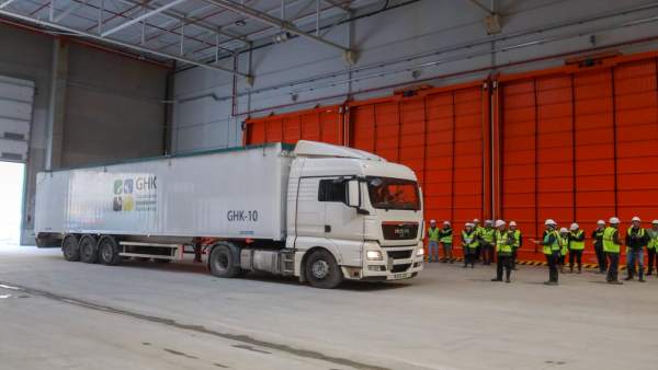 La planta de Tratamiento Mecánico Biológico de Gipuzkoa inicia su actividad y funcionará en pruebas hasta julio La planta de Tratamiento Mecánico Biológico de Gipuzkoa inicia su actividad y funcionará en pruebas hasta julio