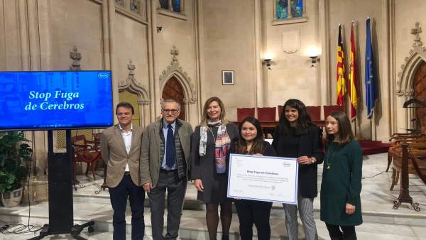 Empresas.- Roche España entrega la beca 'Stop Fuga de Cerebros' a una investigadora para estudiar la sepsis Empresas.- Roche España entrega la beca 'Stop Fuga de Cerebros' a una investigadora para estudiar la sepsis