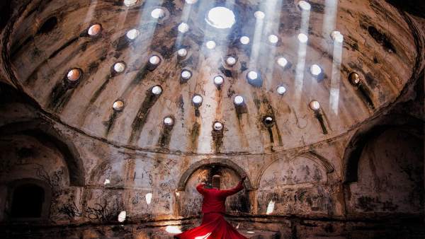 Los españoles Raquel Enríquez y Jesús Chacón y el turco Kazim Kutucu ganan el V Premio de Fotografía Jalón Ángel Los españoles Raquel Enríquez y Jesús Chacón y el turco Kazim Kutucu ganan el V Premio de Fotografía Jalón Ángel