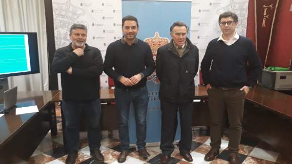 Granada.- El Ayuntamiento subvenciona con 114.000 euros al movimiento vecinal Granada.- El Ayuntamiento subvenciona con 114.000 euros al movimiento vecinal