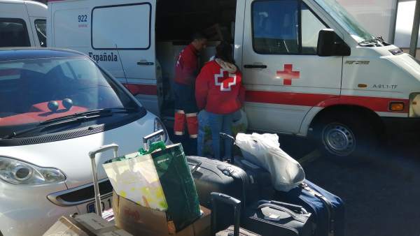 Aena dona a Cruz Roja unos 4.000 artículos que se encontraban como objetos perdidos en el aeropuerto Tenerife Norte Aena dona a Cruz Roja unos 4.000 artículos que se encontraban como objetos perdidos en el aeropuerto Tenerife Norte