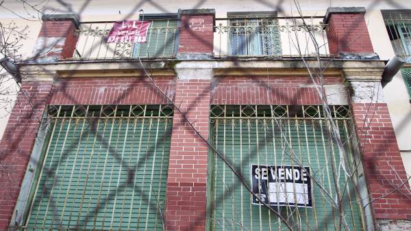 Se vende. Se vende.
