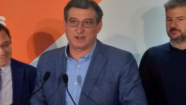 28A.- Alcoa.- Prendes (Cs) exige a Lastra y Barbón (PSOE) que 'no se pongan de perfil' y que apoyen a la industria 28A.- Alcoa.- Prendes (Cs) exige a Lastra y Barbón (PSOE) que 'no se pongan de perfil' y que apoyen a la industria