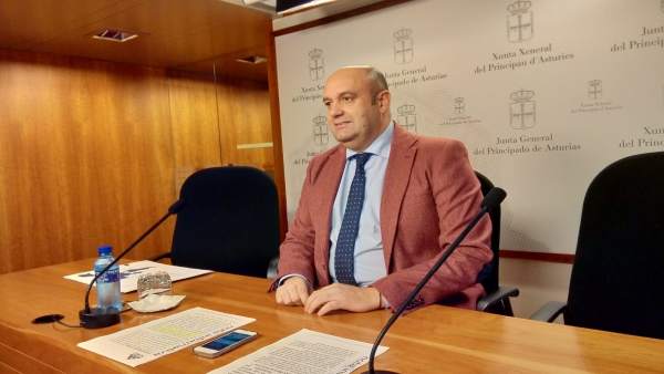 Leal (Foro) afirma que el PSOE 'es el único responsable de los retrasos' en la Variante de Pajares Leal (Foro) afirma que el PSOE 'es el único responsable de los retrasos' en la Variante de Pajares