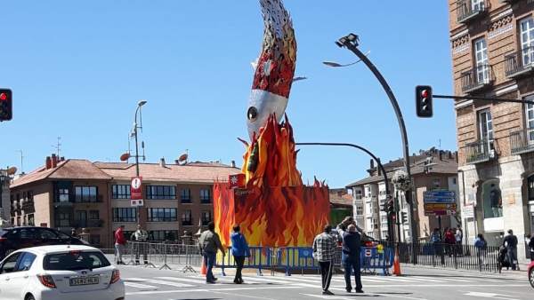El Entierro de la Sardina es una fiesta 'pagana' que se remonta al siglo XIX El Entierro de la Sardina es una fiesta 'pagana' que se remonta al siglo XIX