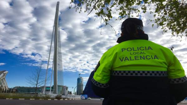 Valencia.- Sucesos.- Detenido por agredir a su pareja y a dos testigos que trataron de separarle Valencia.- Sucesos.- Detenido por agredir a su pareja y a dos testigos que trataron de separarle