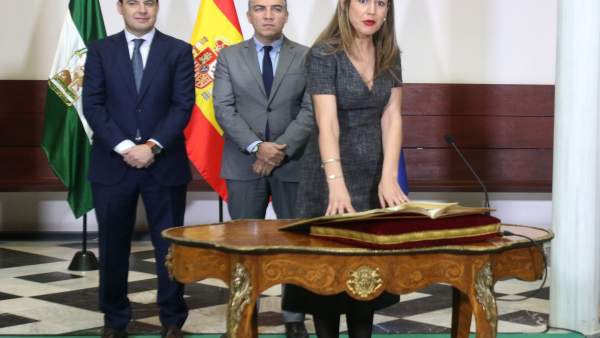 Huelva.- La Junta destaca que la bajada del IRPF beneficiará a más de 215.000 onubenses Huelva.- La Junta destaca que la bajada del IRPF beneficiará a más de 215.000 onubenses