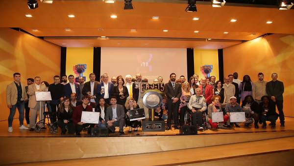 El programa de IB3 'Connexió local' gana el Mejor Programa de Radio Local de la Radio Asociación de Cataluña (RAC) El programa de IB3 'Connexió local' gana el Mejor Programa de Radio Local de la Radio Asociación de Cataluña (RAC)