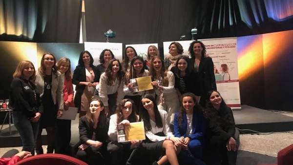 Sevilla.- Una pulsera y una app para detectar el peligro de acoso y maltrato, idea ganadora en el proyecto Áurea US Sevilla.- Una pulsera y una app para detectar el peligro de acoso y maltrato, idea ganadora en el proyecto Áurea US