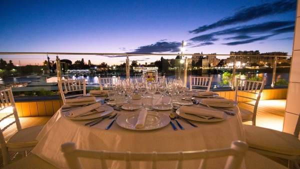 Sevilla.- Muelle 21 ofrecerá un menú especial para la noche del 'pescaíto' en la Feria de Abril Sevilla.- Muelle 21 ofrecerá un menú especial para la noche del 'pescaíto' en la Feria de Abril