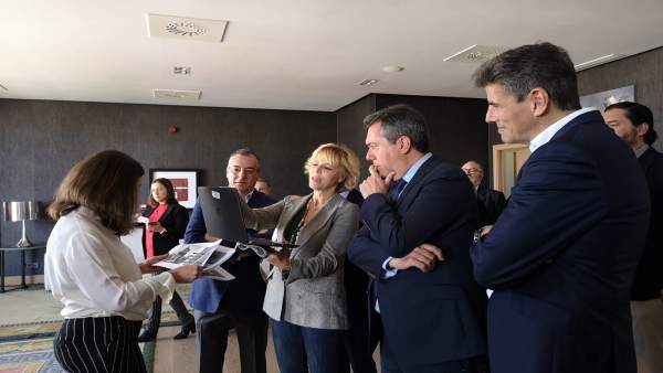 Sevilla.- Espadas abordará la semana próxima con delegado del Gobierno el 'refuerzo de seguridad' en Polígono Sur Sevilla.- Espadas abordará la semana próxima con delegado del Gobierno el 'refuerzo de seguridad' en Polígono Sur