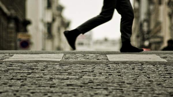 Marcha, Andar, Pasear, Calle, Paso De Cebra, Pies Marcha, Andar, Pasear, Calle, Paso De Cebra, Pies