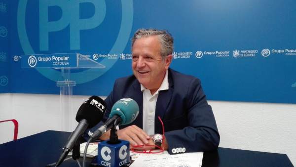 Salvador Fuentes en el Ayuntamiento Salvador Fuentes en el Ayuntamiento