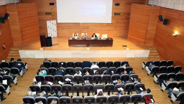 Jaén.- Más de 130 abogados jiennenses se forman sobre las condiciones generales de contratación Jaén.- Más de 130 abogados jiennenses se forman sobre las condiciones generales de contratación