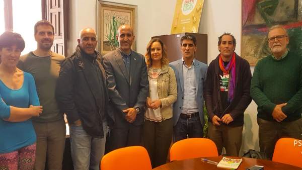 Córdoba.- El Ayuntamiento conoce la importancia del programa 'Vacaciones en Paz' Córdoba.- El Ayuntamiento conoce la importancia del programa 'Vacaciones en Paz'