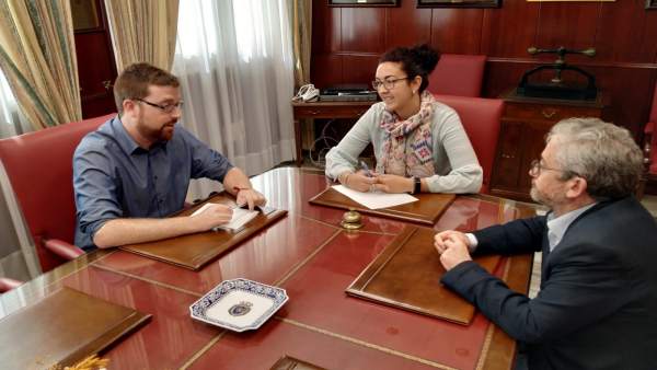Huelva.- UP advierte que le 'preocupa que Faneca (PSOE) no haya descartado el pacto con Ciudadanos' Huelva.- UP advierte que le 'preocupa que Faneca (PSOE) no haya descartado el pacto con Ciudadanos'