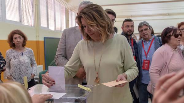 Susana Díaz vota el 28-A Susana Díaz vota el 28-A