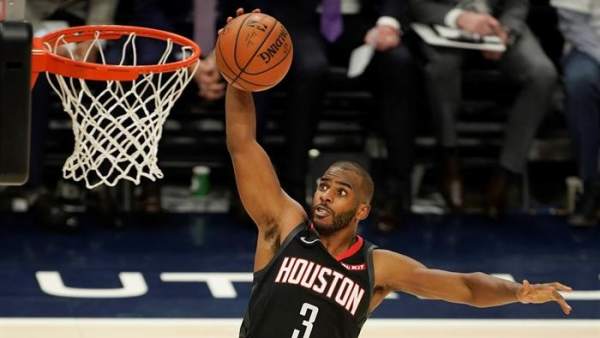 Chris Paul en un partido de los Houston Rockets.