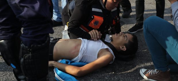 Primeros heridos en el levantamiento de Caracas