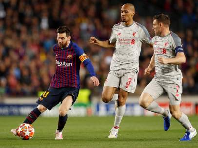 Messi ante el Liverpool