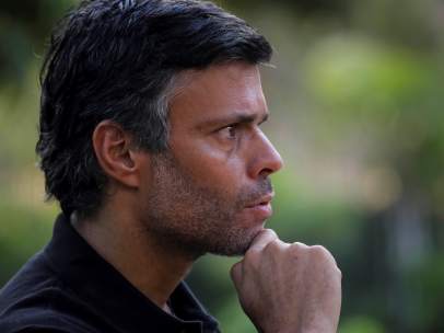 Leopoldo López, en la embajada de España en Caracas, Venezuela.