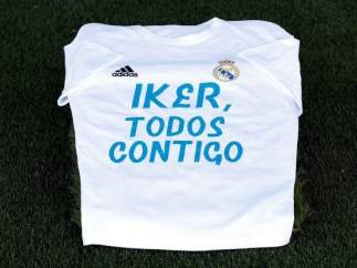 Camiseta en honor a Iker Casillas