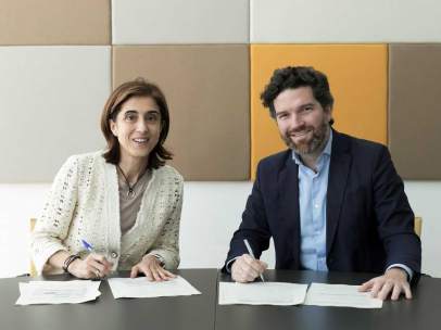 Pilar López, presidenta de Microsof España, e Íñigo de Yarza, Presidente de Hiberus Tecnología