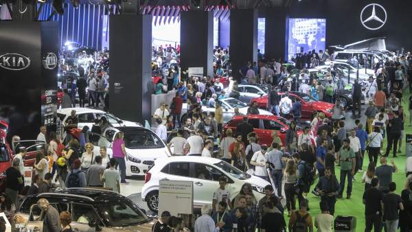 ¿Cuántas marcas de coches participan en el Automobile Barcelona? ¿Cuántas marcas de coches participan en el Automobile Barcelona?
