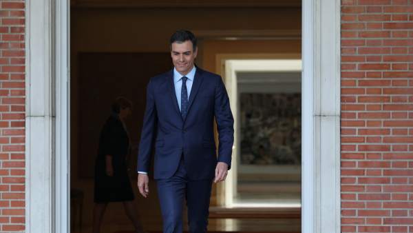 El presidente del Gobierno en funciones, Pedro Sánchez, en el Palacio de la Moncloa. El presidente del Gobierno en funciones, Pedro Sánchez, en el Palacio de la Moncloa.