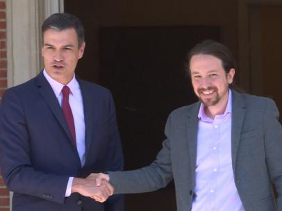 Sánchez recibe a Iglesias en La Moncloa