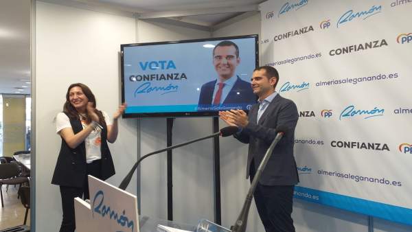 Almería.-26M.-Fernández-Pacheco (PP) defiende gestión 'brillante' y que no son 'recién llegados': 'Somos predecibles' Almería.-26M.-Fernández-Pacheco (PP) defiende gestión 'brillante' y que no son 'recién llegados': 'Somos predecibles'