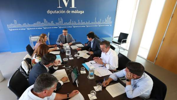Málaga.- La Diputación de Málaga aprueba proyectos de obras que rozan los 600.000 euros en ocho municipios Málaga.- La Diputación de Málaga aprueba proyectos de obras que rozan los 600.000 euros en ocho municipios