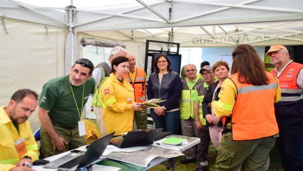 Granada.- Un centenar de operativos prueban en un simulacro en Iznalloz los protocolos en caso de incendio forestal Granada.- Un centenar de operativos prueban en un simulacro en Iznalloz los protocolos en caso de incendio forestal
