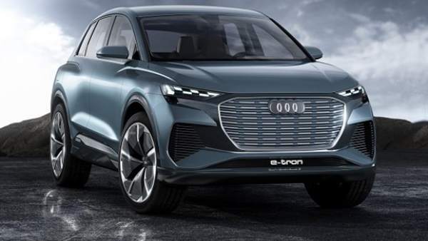 Audi lanzará a finales de 2020 el Q4 e-tron, que será el quinto modelo eléctrico de la firma Audi lanzará a finales de 2020 el Q4 e-tron, que será el quinto modelo eléctrico de la firma