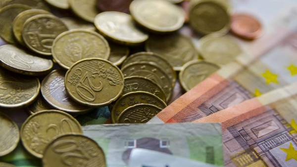 Economía/Macro.- El Tesoro coloca 4.080 millones en bonos y obligaciones y baja el interés Economía/Macro.- El Tesoro coloca 4.080 millones en bonos y obligaciones y baja el interés