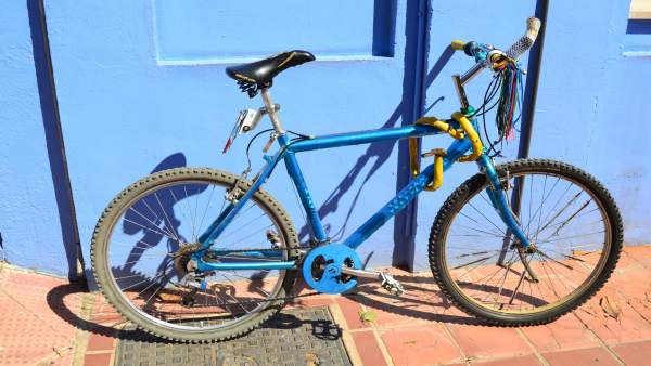 Granada.- Sucesos.- La Guardia Civil pide colaboración ciudadana para identificar a ciclista muerto al salirse de la vía Granada.- Sucesos.- La Guardia Civil pide colaboración ciudadana para identificar a ciclista muerto al salirse de la vía