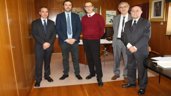 Sindicato Médico ve 'bochornoso' que el resto de organizaciones se nieguen a apoyar el acuerdo Sindicato Médico ve 'bochornoso' que el resto de organizaciones se nieguen a apoyar el acuerdo