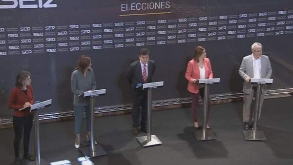 Compromís, PSPV i UP reivindiquen el treball fet a València i PP i Cs critiquen la "falta de gestió" Compromís, PSPV i UP reivindiquen el treball fet a València i PP i Cs critiquen la "falta de gestió"