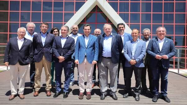 Málaga.- Moreno afirma que la Junta ya trabaja en los proyectos para paliar el déficit hídrico de la Axarquía Málaga.- Moreno afirma que la Junta ya trabaja en los proyectos para paliar el déficit hídrico de la Axarquía