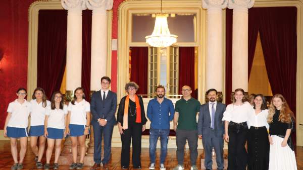 El colegio La Salle gana la final de la Liga Provincial de Debate Escolar El colegio La Salle gana la final de la Liga Provincial de Debate Escolar
