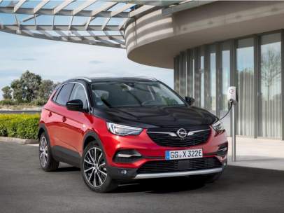 Opel Grandland X híbrido: 300 caballos y tracción total